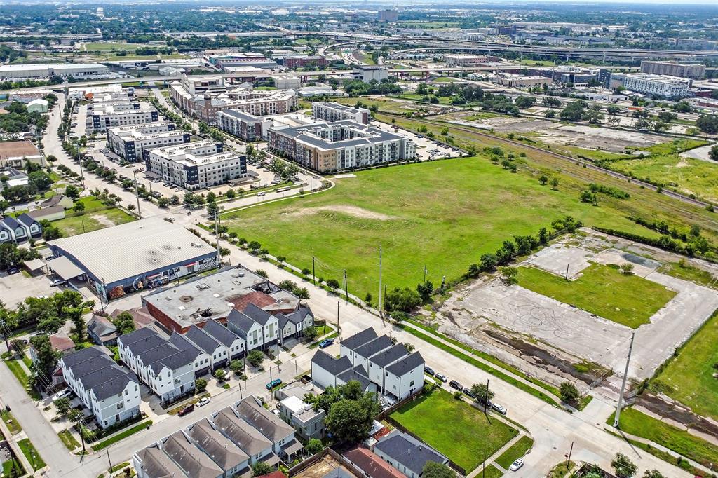 1503 Chestnut Street #B, Houston, Texas image 2