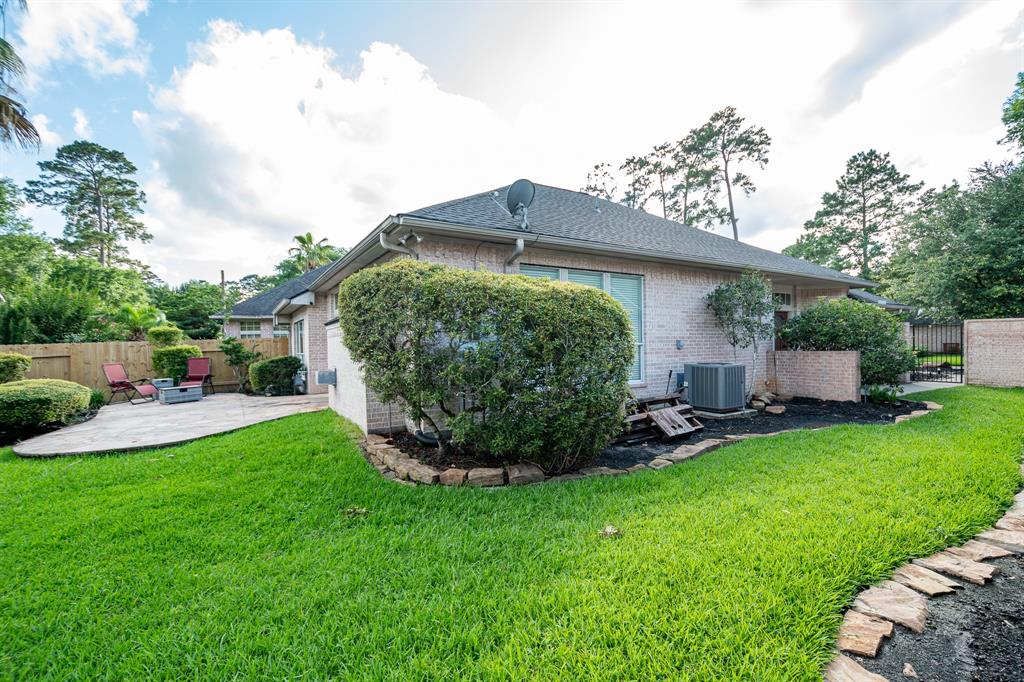 51 Eagle Mead Place, The Woodlands, Texas image 32