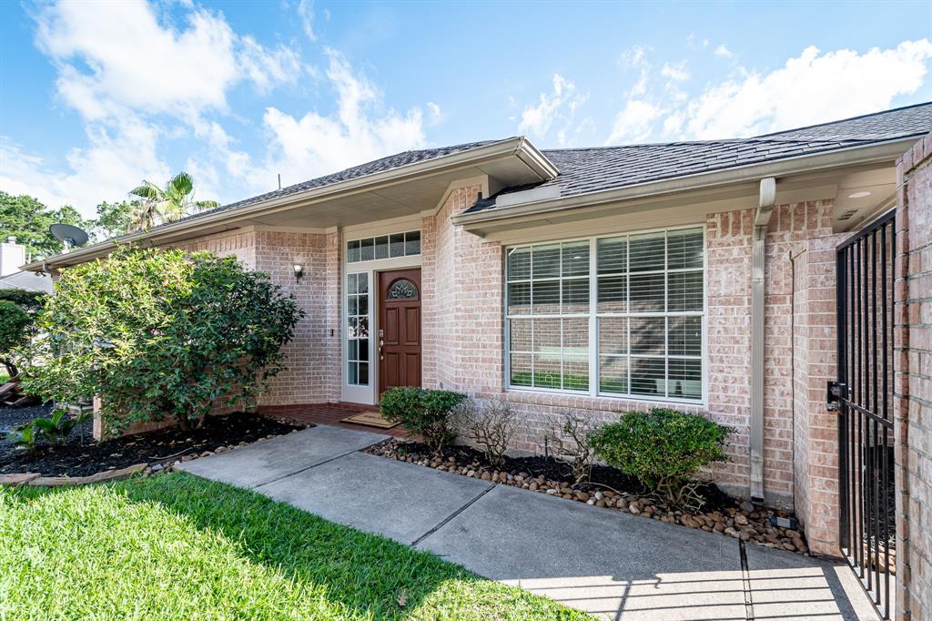 51 Eagle Mead Place, The Woodlands, Texas image 3