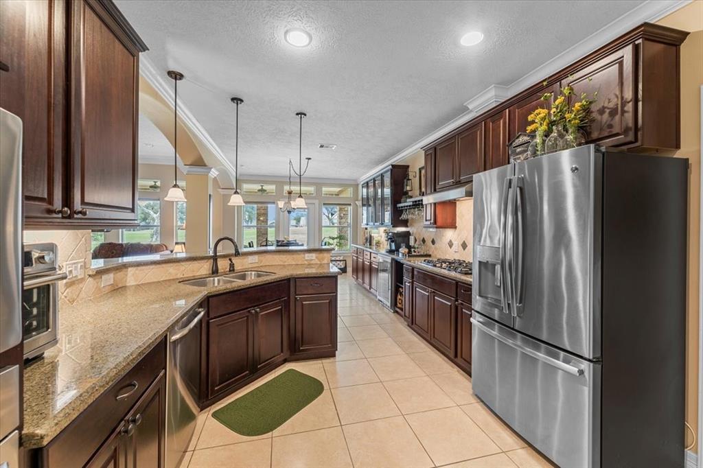 1442 Green Briar Drive, Huntsville, Texas image 32
