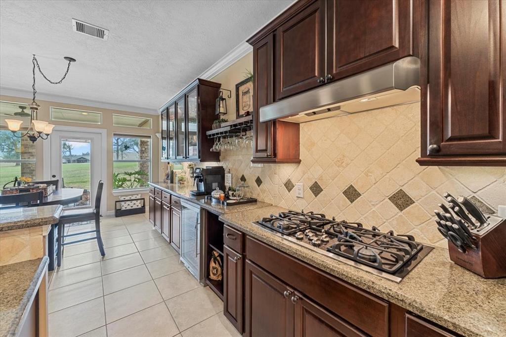 1442 Green Briar Drive, Huntsville, Texas image 33