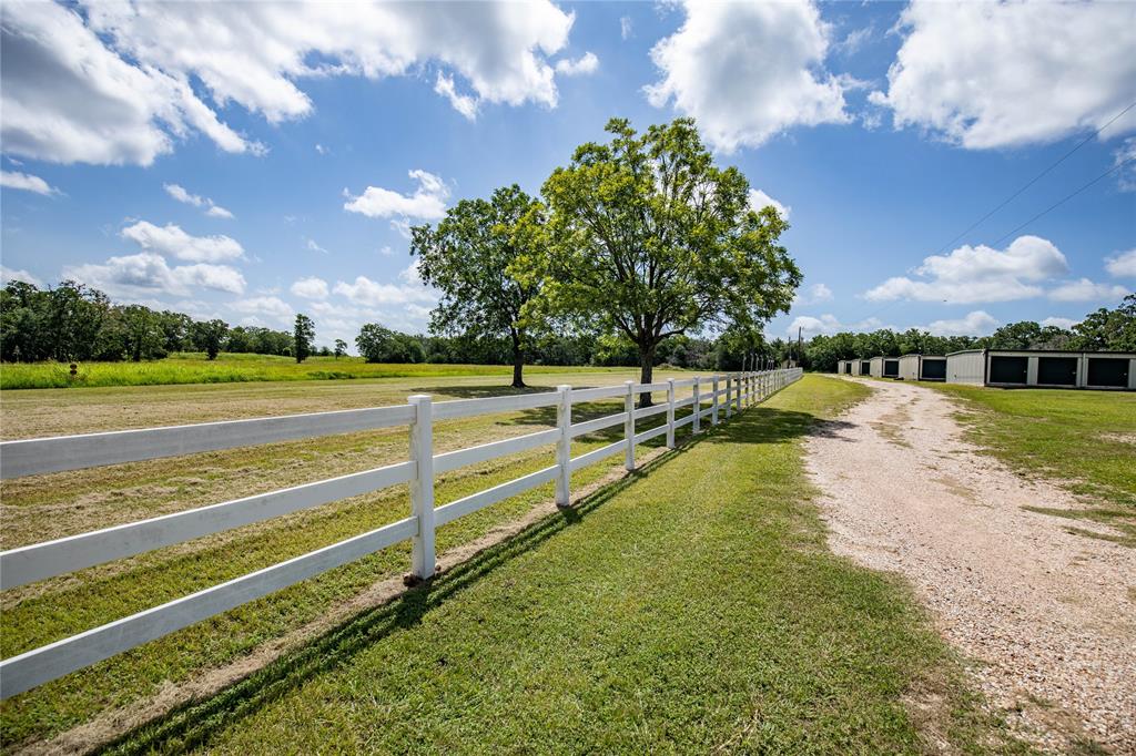 125 Huenefeld Lane, Round Top, Texas image 14