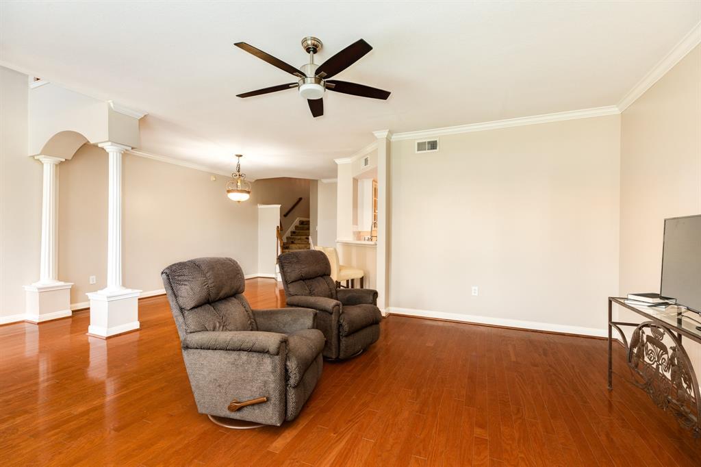 458 Mariners Drive, Kemah, Texas image 8