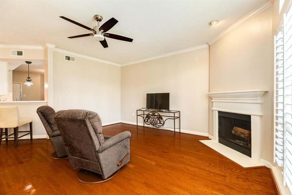 458 Mariners Drive, Kemah, Texas image 6