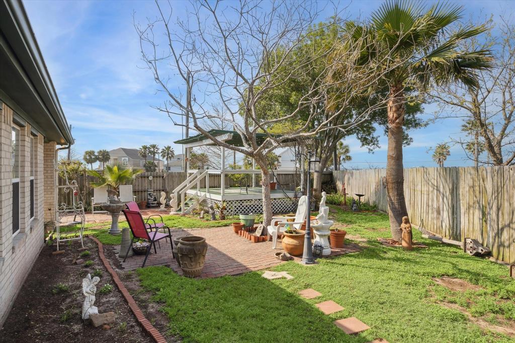 24 Clara Barton Lane, Galveston, Texas image 14
