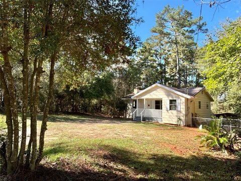 A home in Woodville