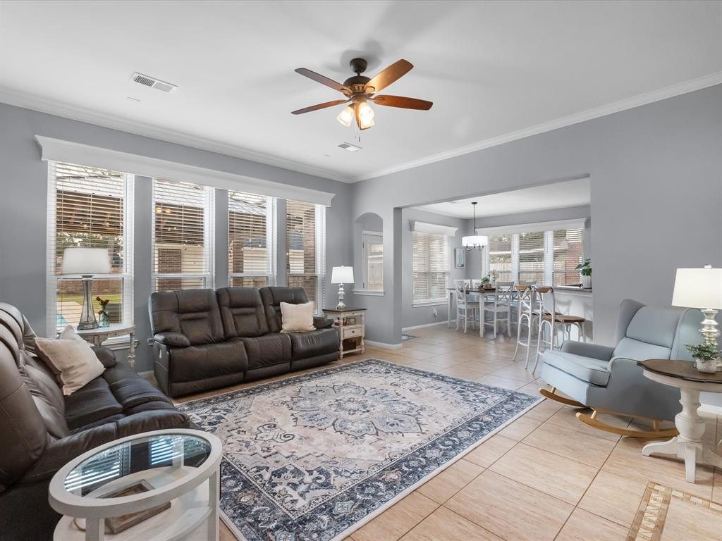 509 Seaborough Lane, League City, Texas image 4