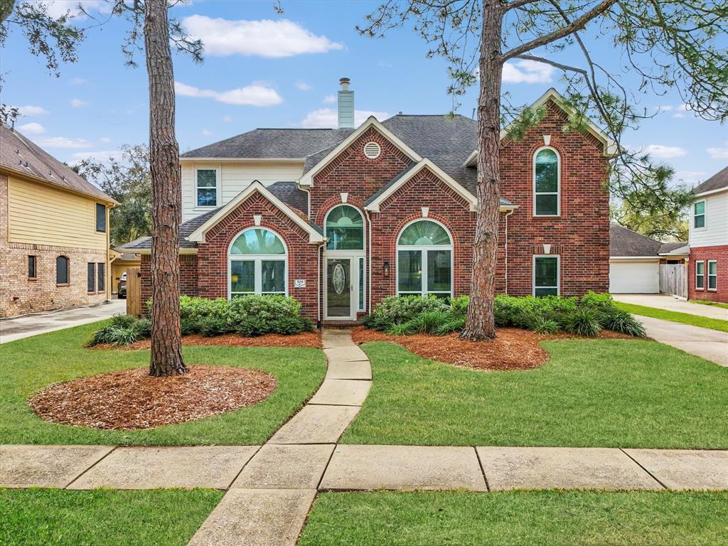 509 Seaborough Lane, League City, Texas image 1