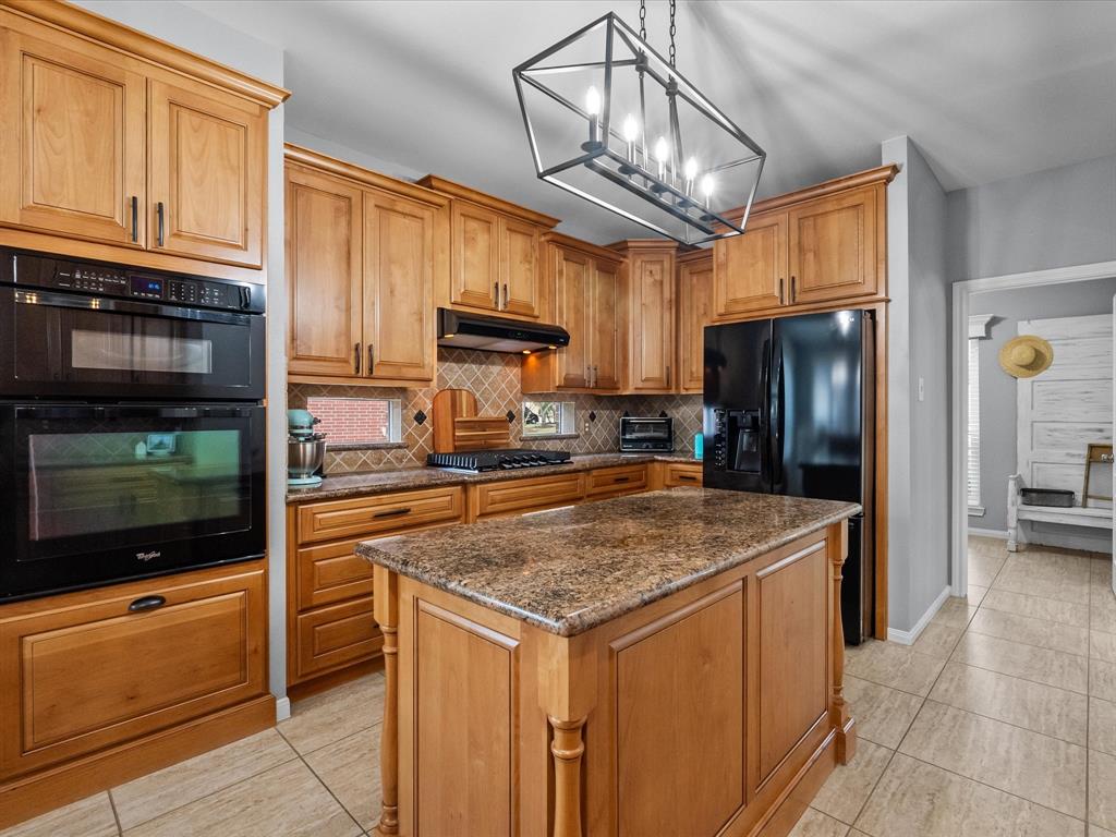 509 Seaborough Lane, League City, Texas image 19