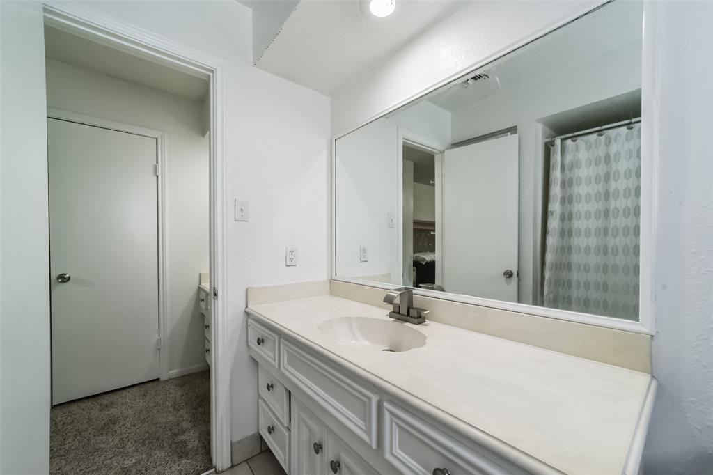 Houston, Texas 77070, United States, 4 Bedrooms Bedrooms, ,4 BathroomsBathrooms,Residential,Pending,53829