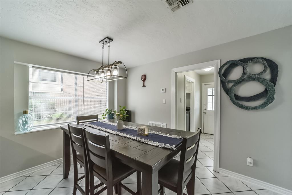 Houston, Texas 77070, United States, 4 Bedrooms Bedrooms, ,4 BathroomsBathrooms,Residential,Pending,53829