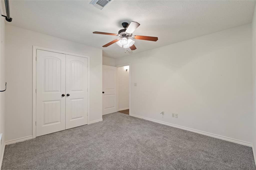 127 April Waters Drive, Conroe, Texas image 30