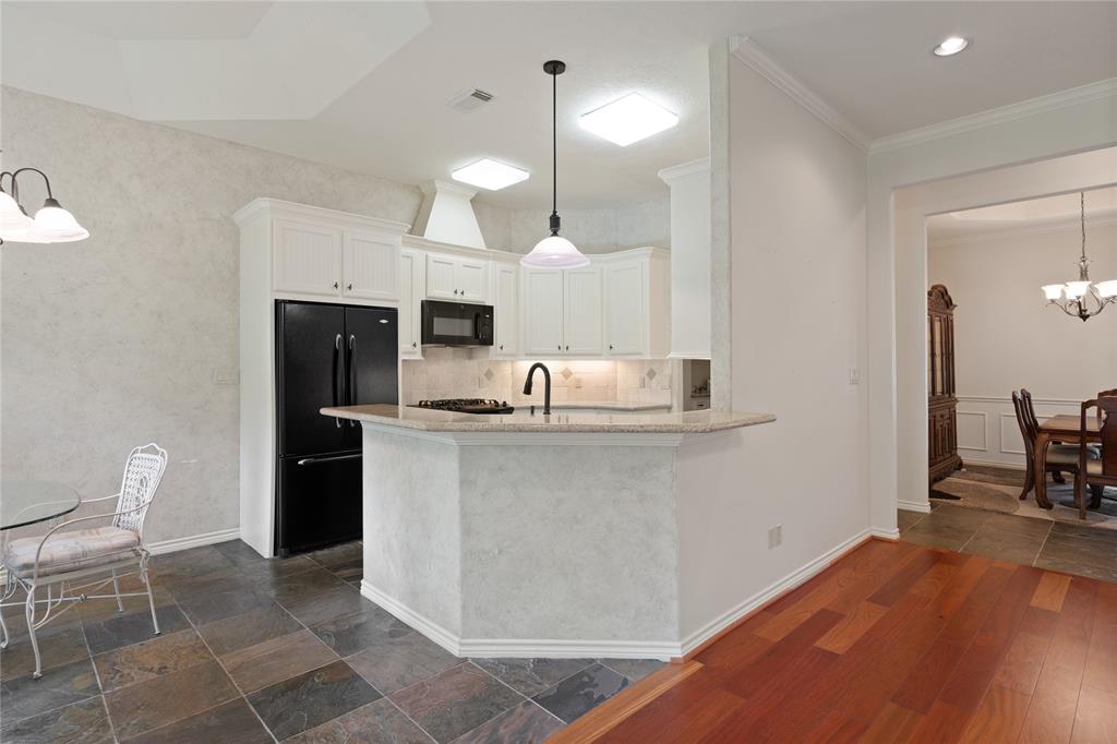 127 April Waters Drive, Conroe, Texas image 12