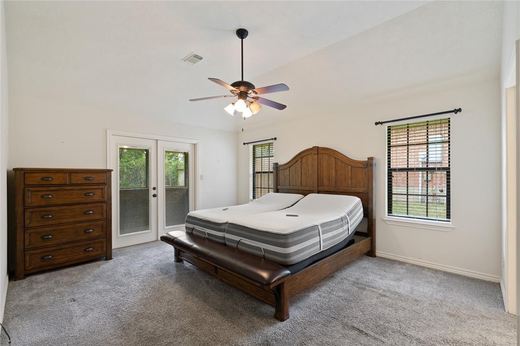 127 April Waters Drive, Conroe, Texas image 19