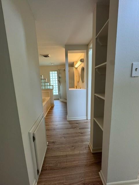 530 Circle Way Drive, Lake Jackson, Texas image 17