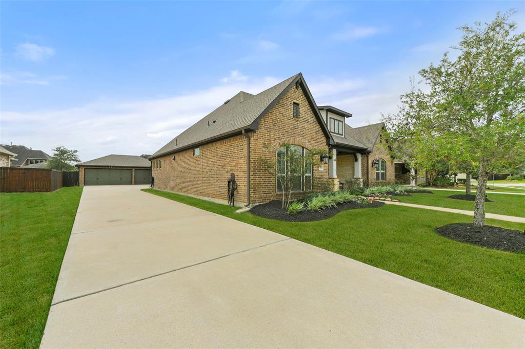 3710 Robinson Court, Iowa Colony, Texas image 4