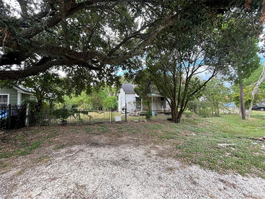 420 4th St St, Rosenberg, Texas image 3