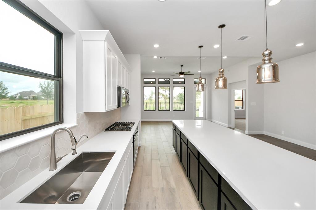 7731 Cattail Shallows Lane, Katy, Texas image 24