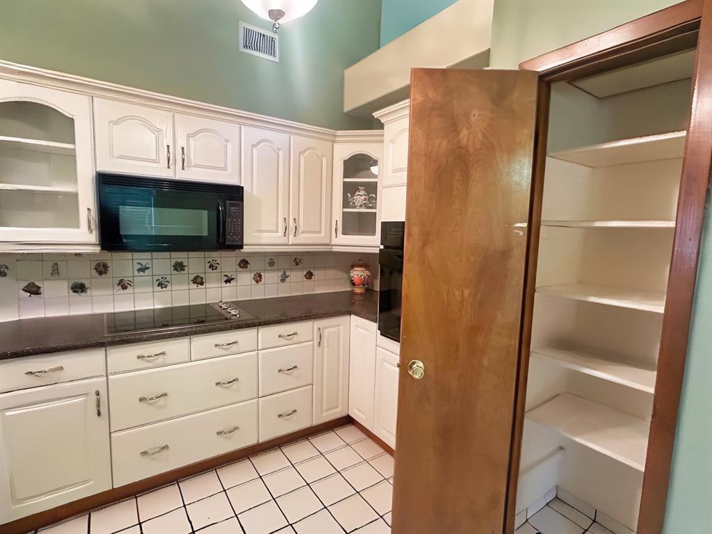408 Redbud Ridge, Onalaska, Texas image 7