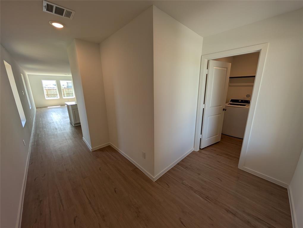 101 Laura Leigh Lane, Angleton, Texas image 8