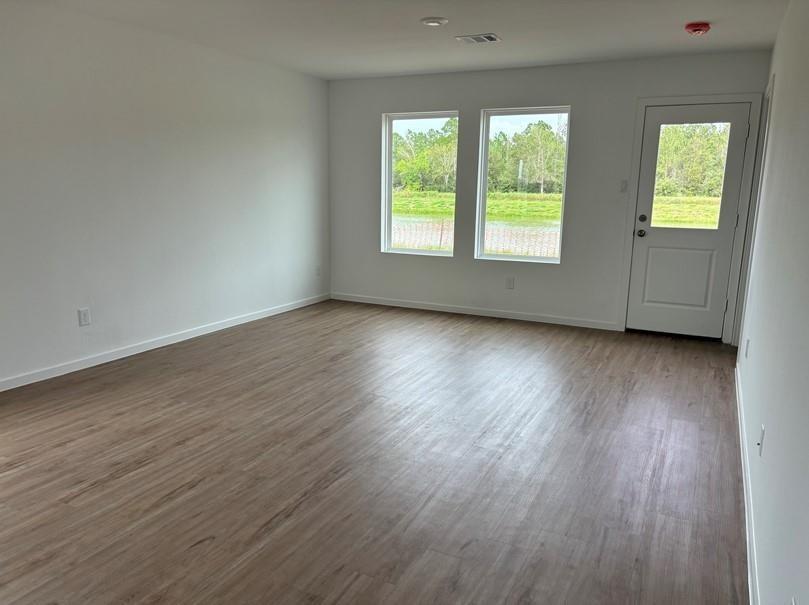 101 Laura Leigh Lane, Angleton, Texas image 4