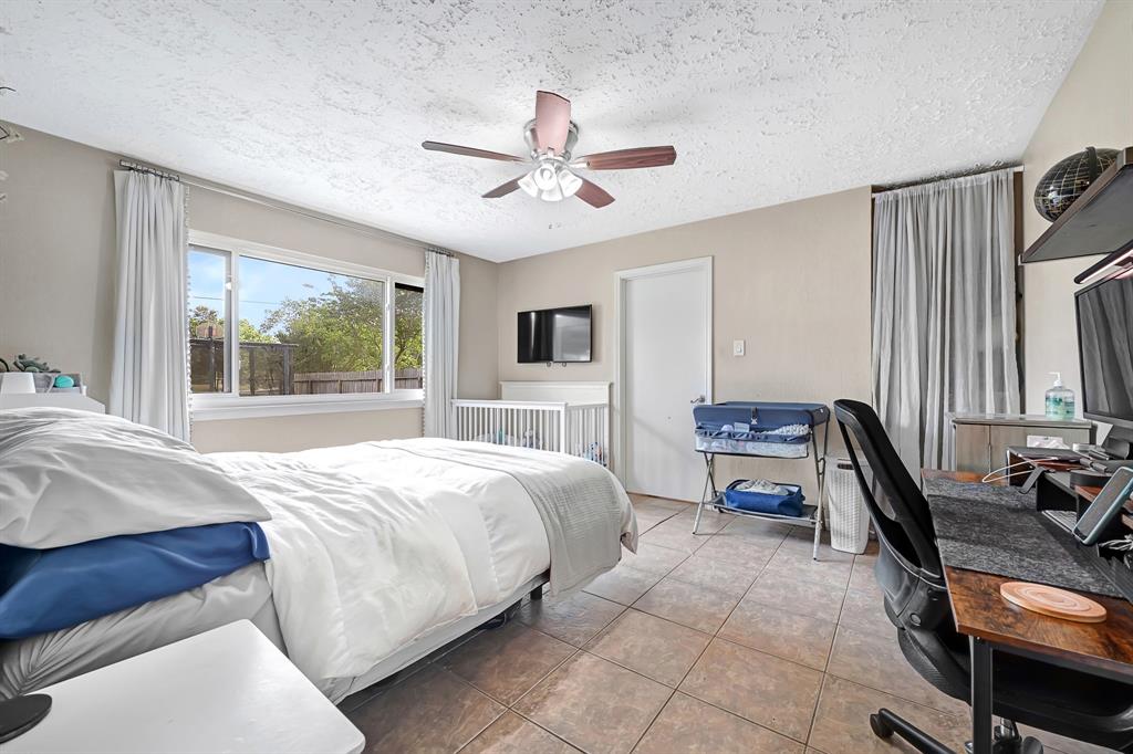 2001 Whitebriar Drive, Deer Park, Texas image 12