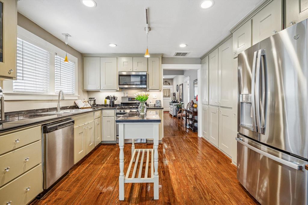 1133 Allston Street, Houston, Texas image 9