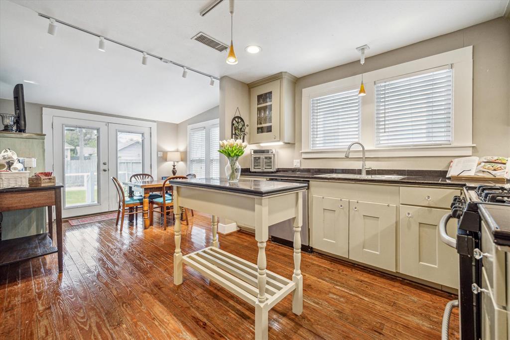 1133 Allston Street, Houston, Texas image 11