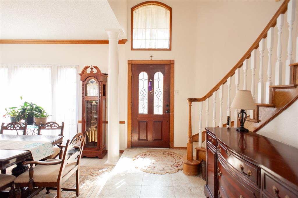 1911 Timber Creek Crk, Pearland, Texas image 3