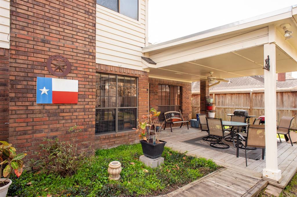 1911 Timber Creek Crk, Pearland, Texas image 24