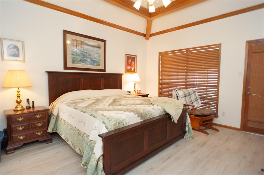 1911 Timber Creek Crk, Pearland, Texas image 15