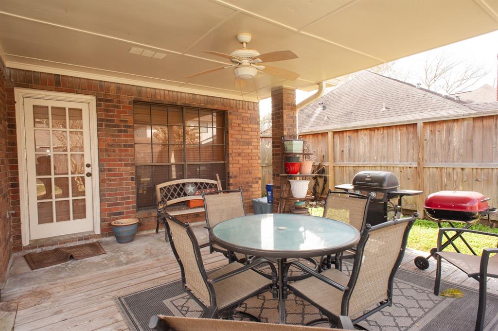 1911 Timber Creek Crk, Pearland, Texas image 25