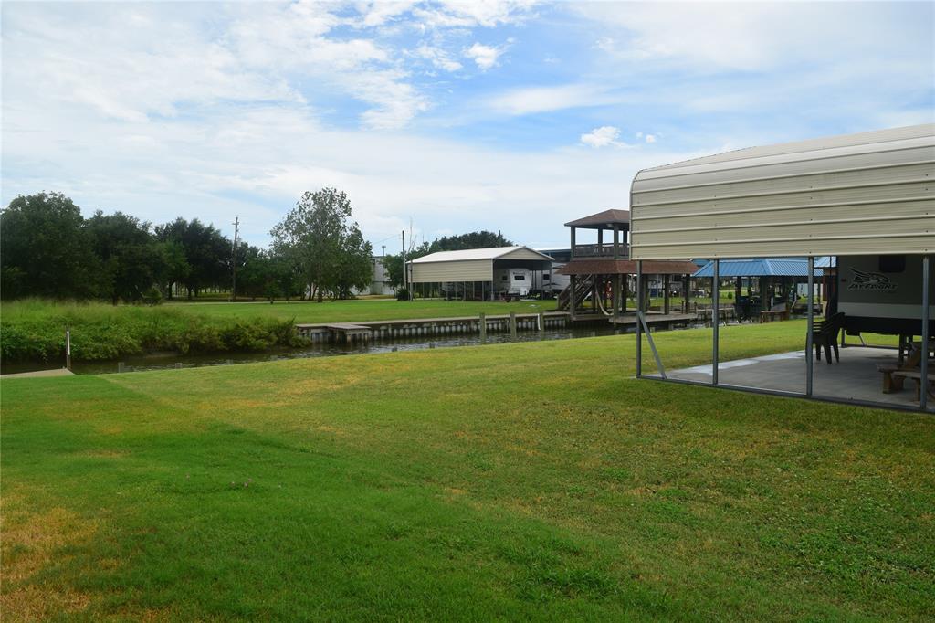 1128 & 1130 Prides Lane, Crystal Beach, Texas image 7