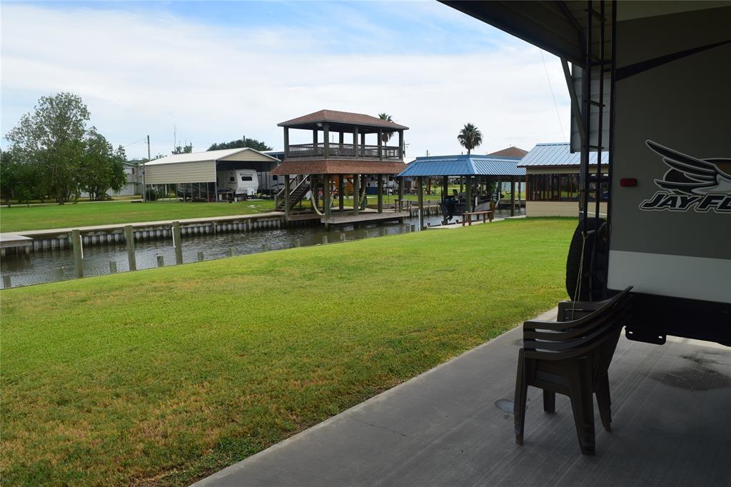1128 & 1130 Prides Lane, Crystal Beach, Texas image 21