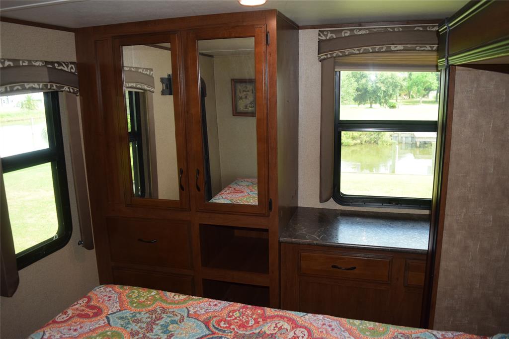 1128 & 1130 Prides Lane, Crystal Beach, Texas image 32