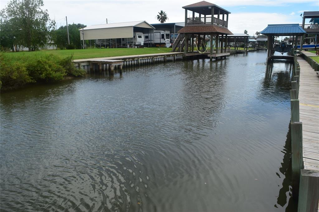 1128 & 1130 Prides Lane, Crystal Beach, Texas image 3