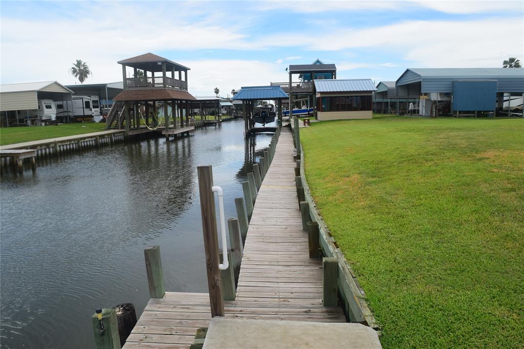1128 & 1130 Prides Lane, Crystal Beach, Texas image 10