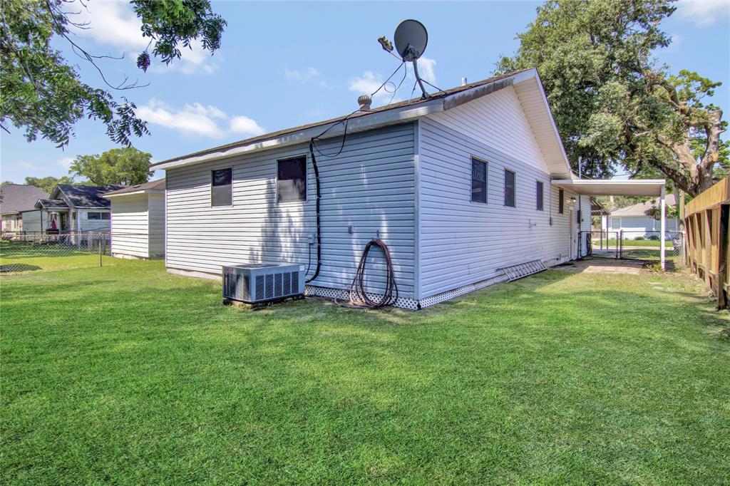 1105 West Drive, Port Neches, Texas image 21