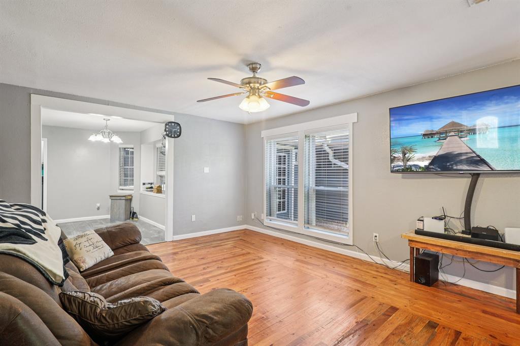 10439 Catlett Lane