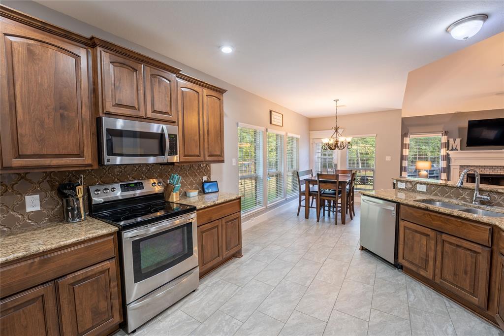 10922 Crawford Circle, Montgomery, Texas image 7