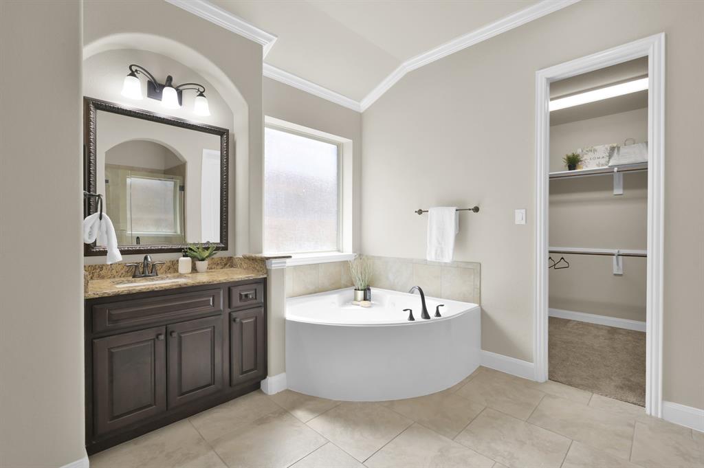13518 Ambler Springs Drive, Tomball, Texas image 27
