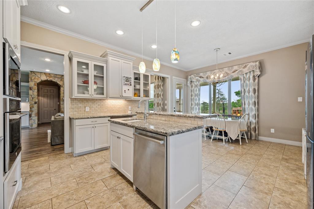 1810 Bayou Breeze Drive, Baytown, Texas image 31