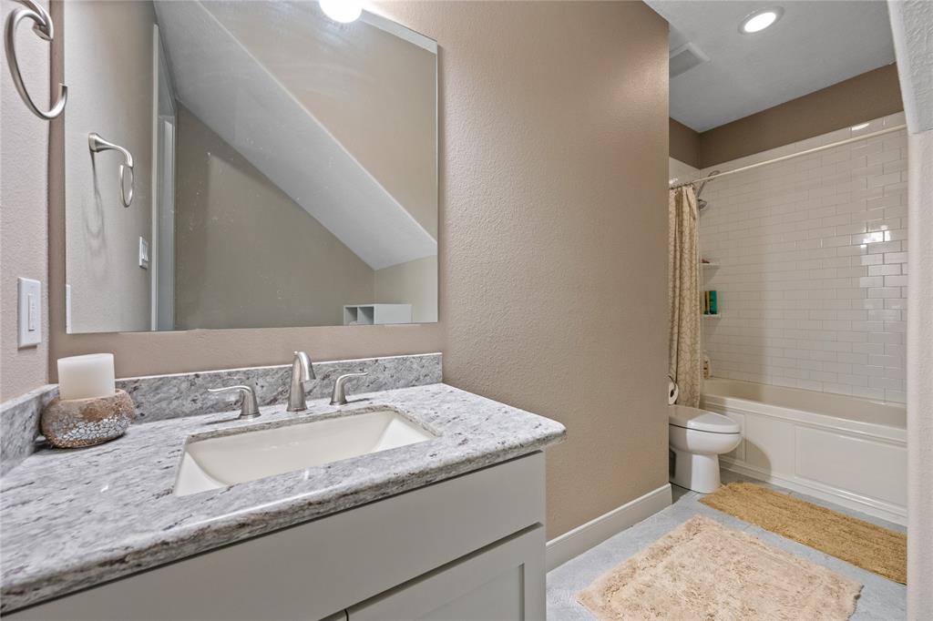 1810 Bayou Breeze Drive, Baytown, Texas image 16