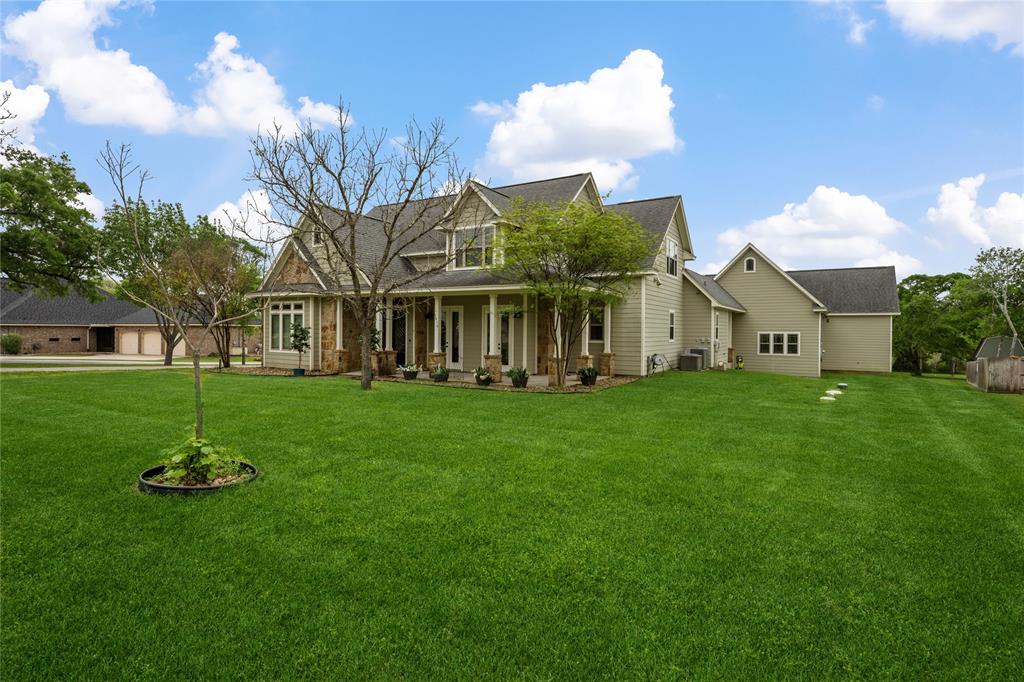 1810 Bayou Breeze Drive, Baytown, Texas image 3