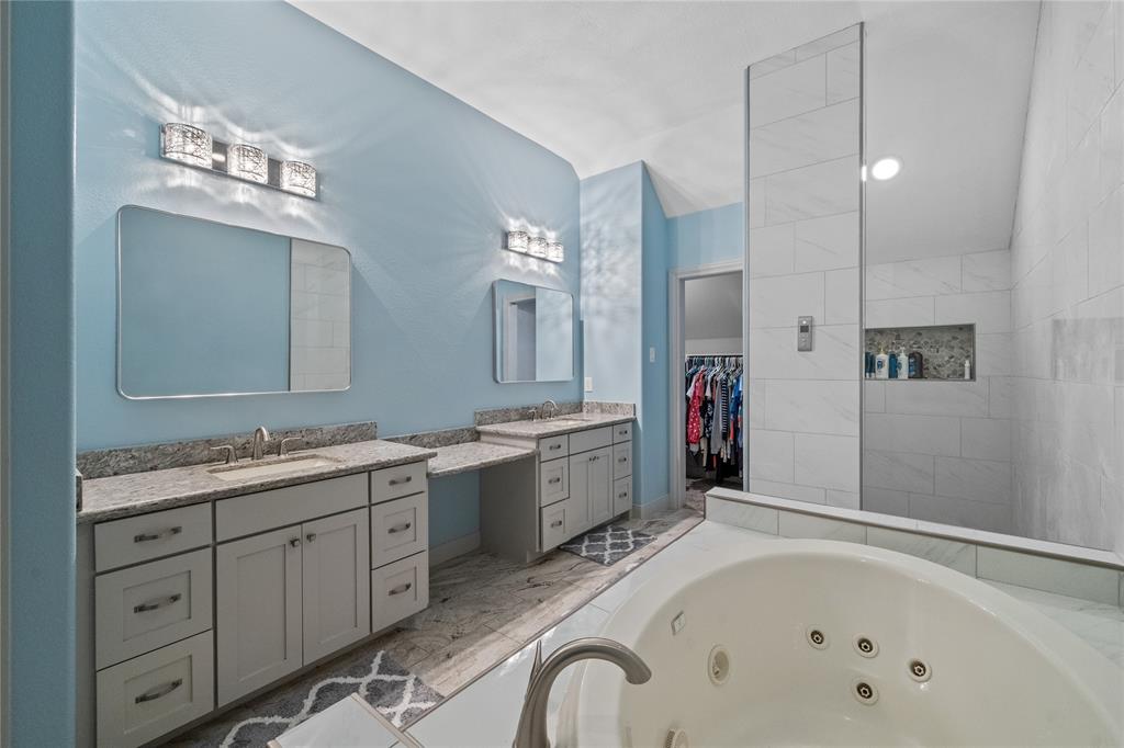 1810 Bayou Breeze Drive, Baytown, Texas image 11