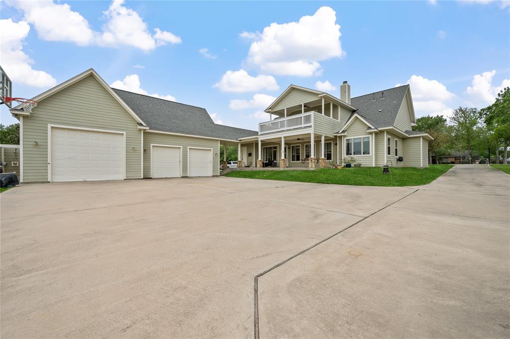 1810 Bayou Breeze Drive, Baytown, Texas image 4