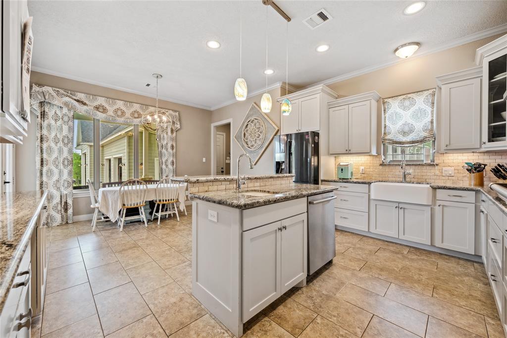 1810 Bayou Breeze Drive, Baytown, Texas image 30