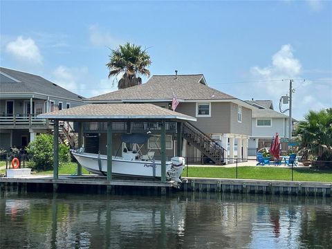 1039 Redfish Street Bayou Vista TX 77563