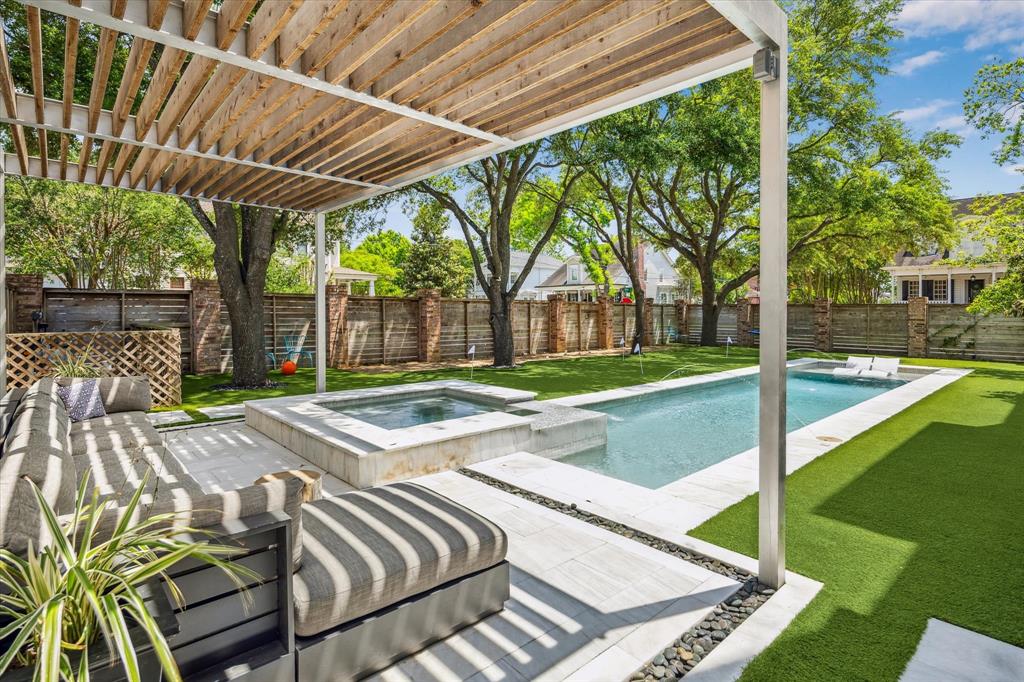 519 E 9th Street, Houston, Texas image 34