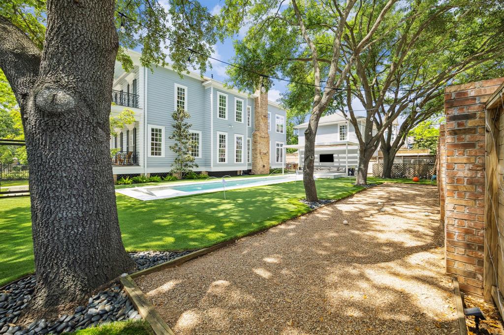 519 E 9th Street, Houston, Texas image 41